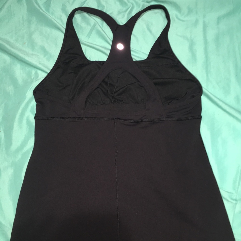 Black Lululemon tank top